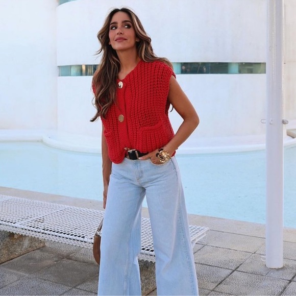 Zara Chunky Knit Vest - Picture 2 of 8